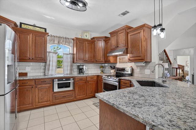 212 Dove Hill Lane, Weatherford, TX 76088