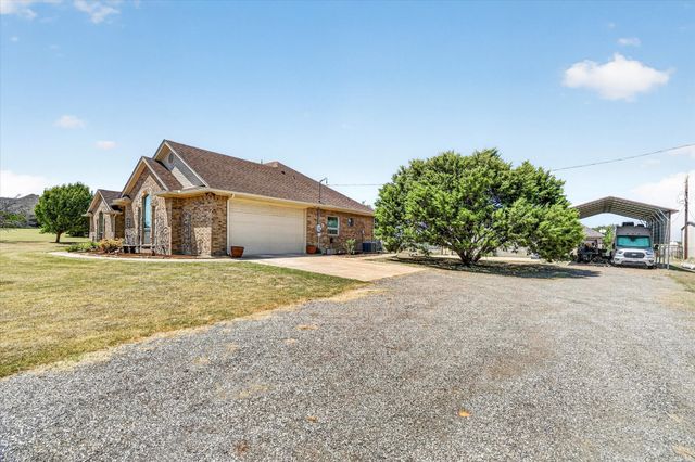 212 Dove Hill Lane, Weatherford, TX 76088
