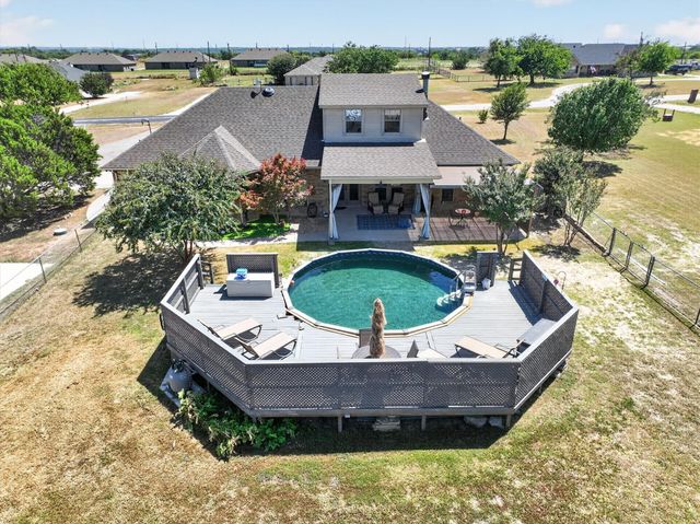 212 Dove Hill Lane, Weatherford, TX 76088