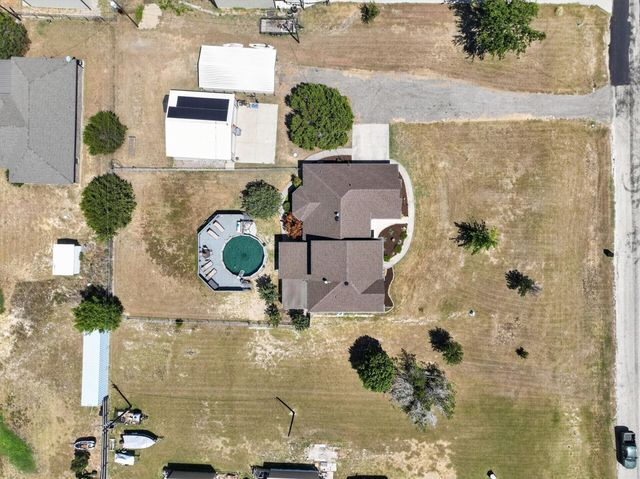 212 Dove Hill Lane, Weatherford, TX 76088