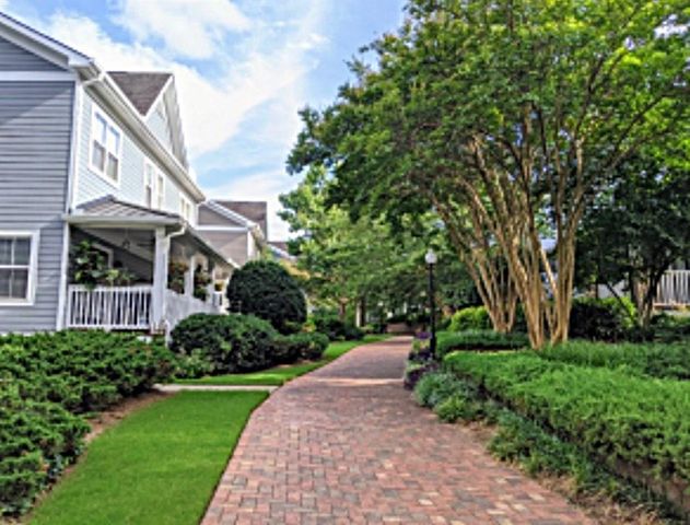 265 CARLYLE PARK NE Drive, Atlanta, GA 30307