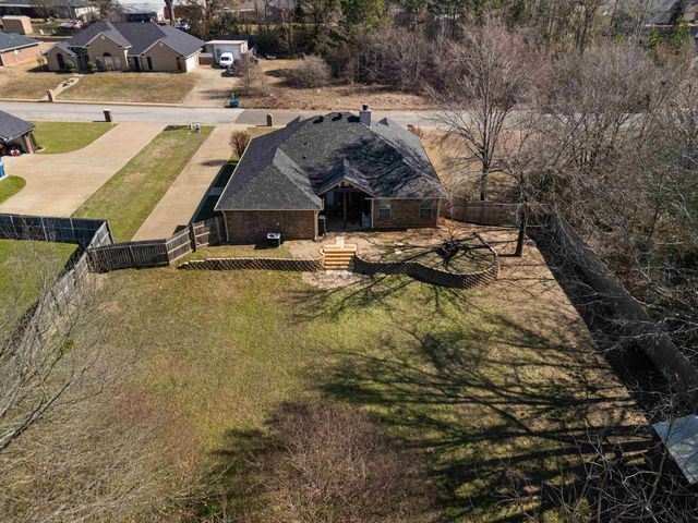 104 Kenswick St., Henderson, TX 75652