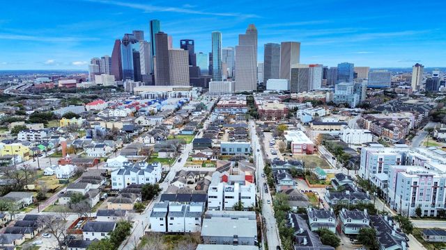 1428 Bailey Street, Houston, TX 77019