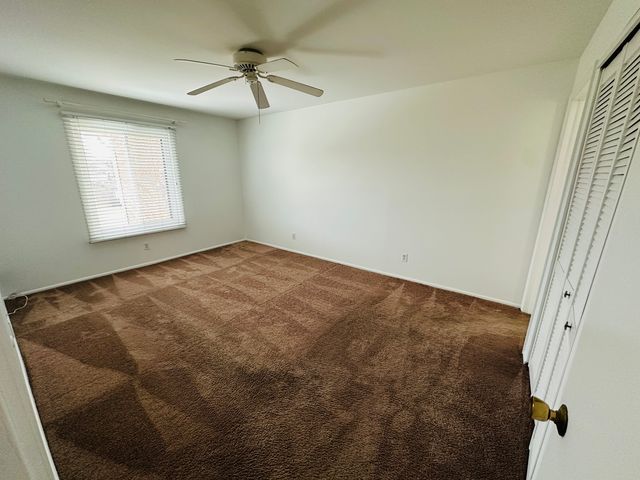 803 Brook Drive 5, Streamwood, IL 60107