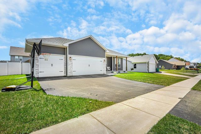 313 Cherry Street, Edgerton, WI 53534