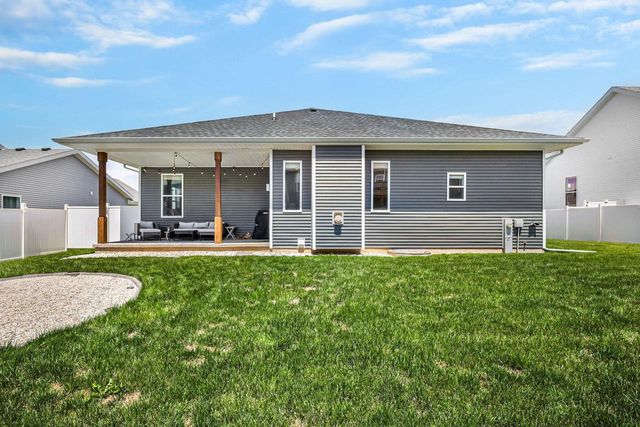 313 Cherry Street, Edgerton, WI 53534