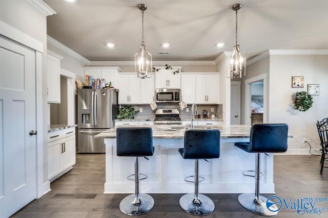 17187 Calcite Drive, Athens, AL 35613