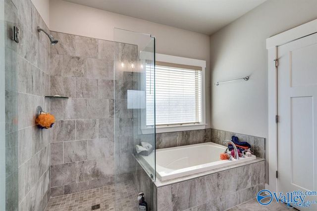 17187 Calcite Drive, Athens, AL 35613