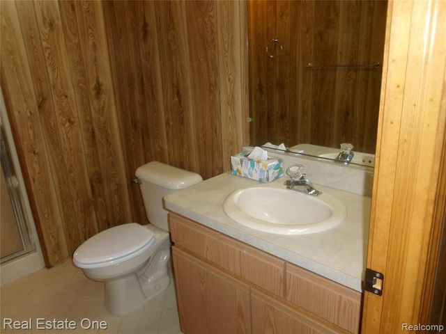 62181 Arlington Circle 4, South Lyon, MI 48178