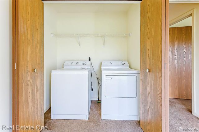62181 Arlington Circle 4, South Lyon, MI 48178