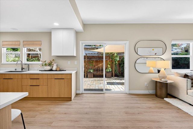 217 Heartwood Lane, Mountain View, CA 94041