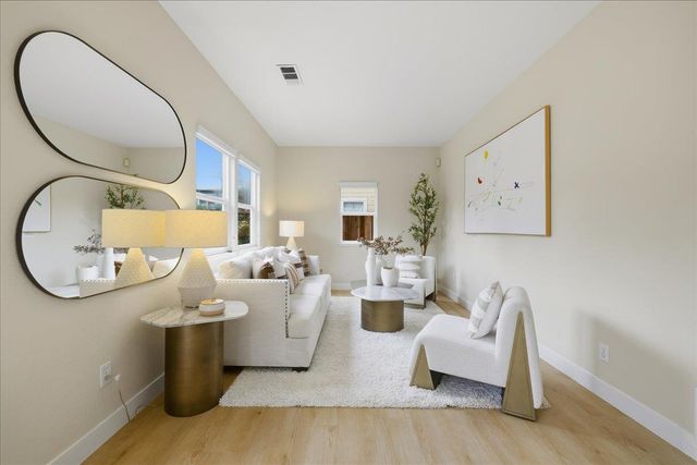 217 Heartwood Lane, Mountain View, CA 94041