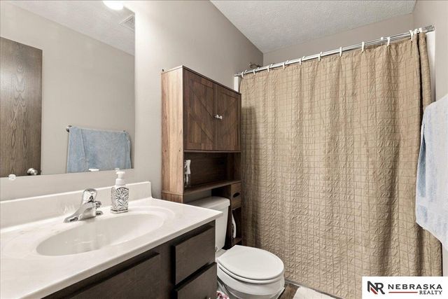 1611 SW 29th Street, Lincoln, NE 68522