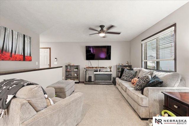 1611 SW 29th Street, Lincoln, NE 68522