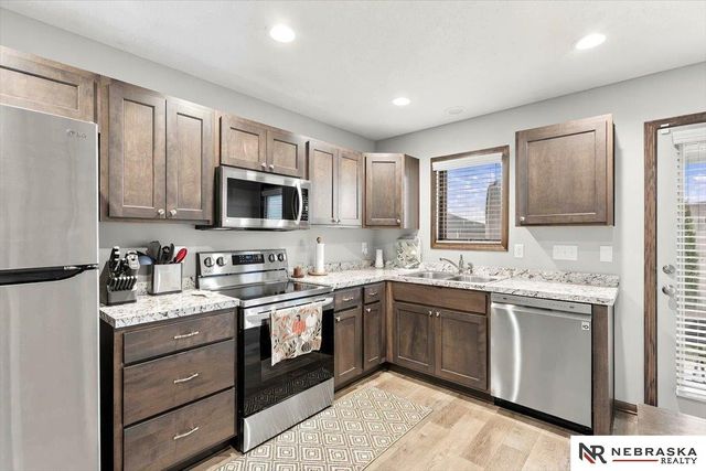 1611 SW 29th Street, Lincoln, NE 68522