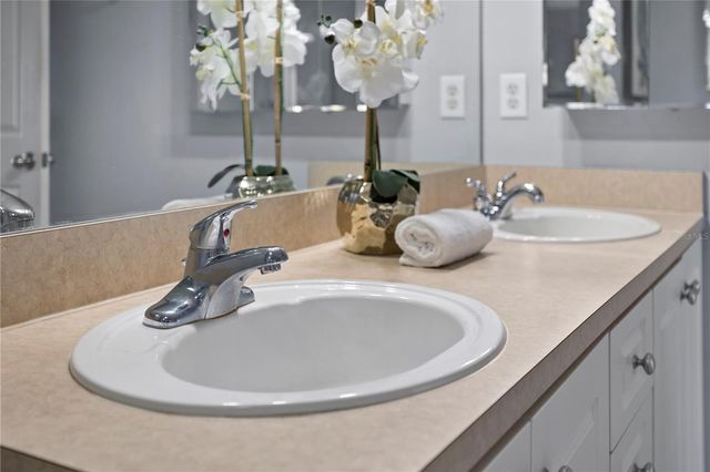 145 N PEARL LAKE CAUSEWAY 106, Altamonte Springs, FL 32714