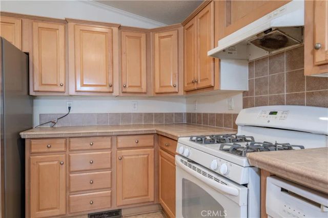 102 Pigeon, Fountain Valley, CA 92708