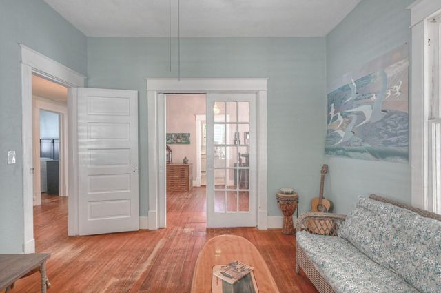 3115 Avenue P 1/2, Galveston, TX 77550