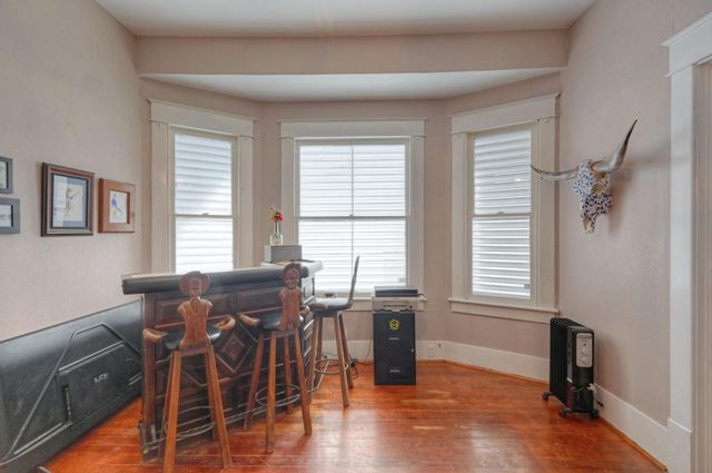 3115 Avenue P 1/2, Galveston, TX 77550