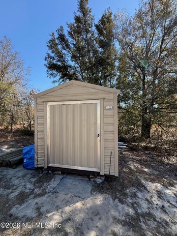 104 CHURCHILL Street, Interlachen, FL 32148