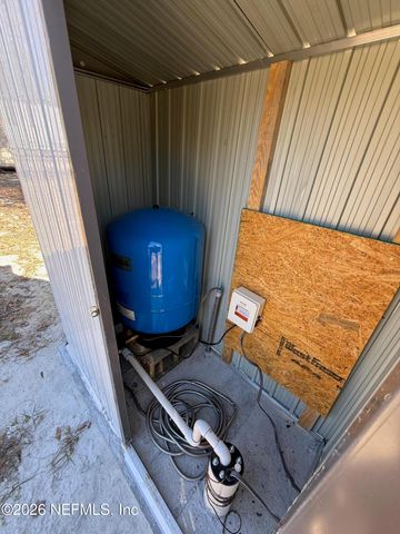 104 CHURCHILL Street, Interlachen, FL 32148