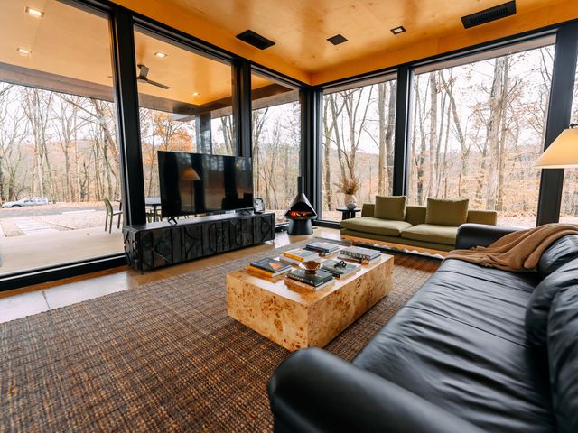 11380 Opossum Hollow Road, Rockbridge, OH 43149