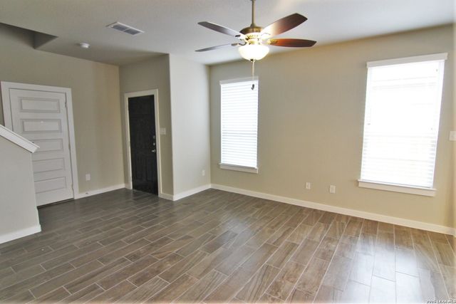 310 CREEKSIDE CURV, New Braunfels, TX 78130