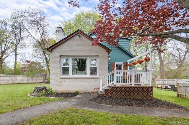 17 Heathcote Road, Carmel, NY 10512