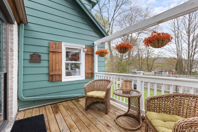 17 Heathcote Road, Carmel, NY 10512