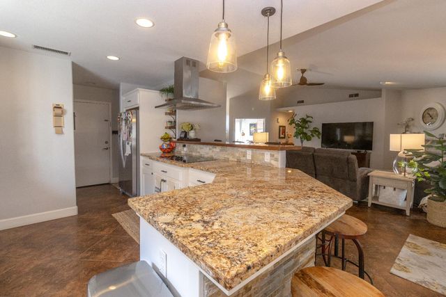 1824 E Lester Avenue, Fresno, CA 93720