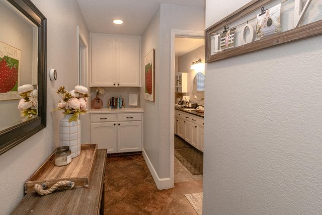 1824 E Lester Avenue, Fresno, CA 93720