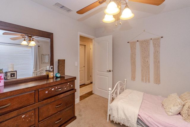 1824 E Lester Avenue, Fresno, CA 93720