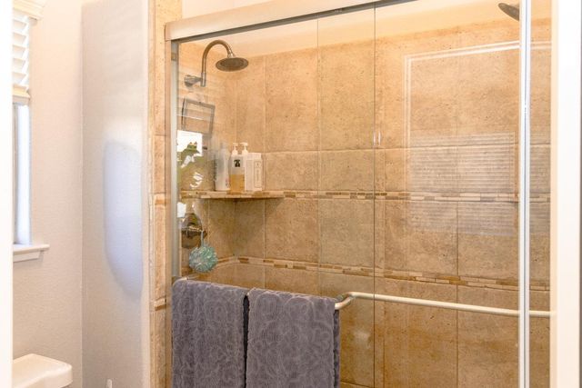 1824 E Lester Avenue, Fresno, CA 93720