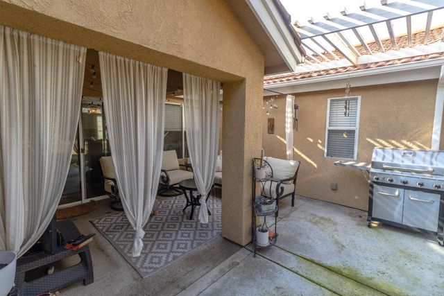 1824 E Lester Avenue, Fresno, CA 93720