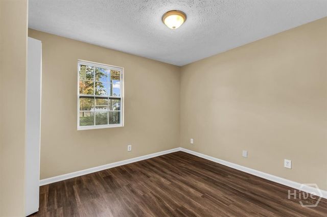 4 Friar Tuck Drive, Savannah, GA 31406