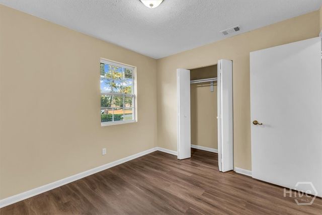 4 Friar Tuck Drive, Savannah, GA 31406