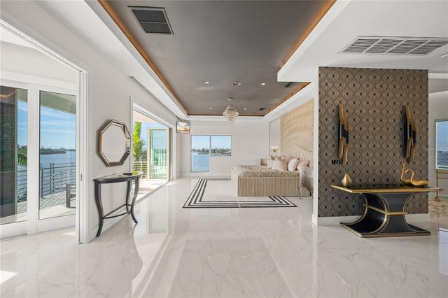 1400 SIESTA DRIVE, Sarasota, FL 34239