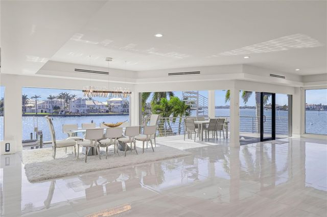 1400 SIESTA DRIVE, Sarasota, FL 34239