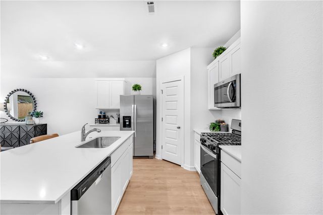 355 Florida Avenue, Farmington, AR 72730