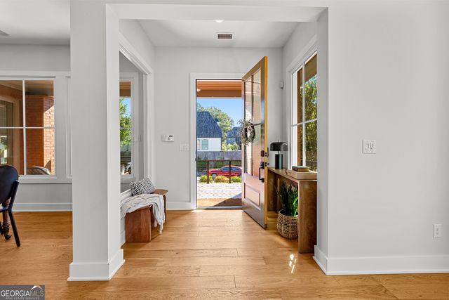 185 Central Avenue, Fayetteville, GA 30214