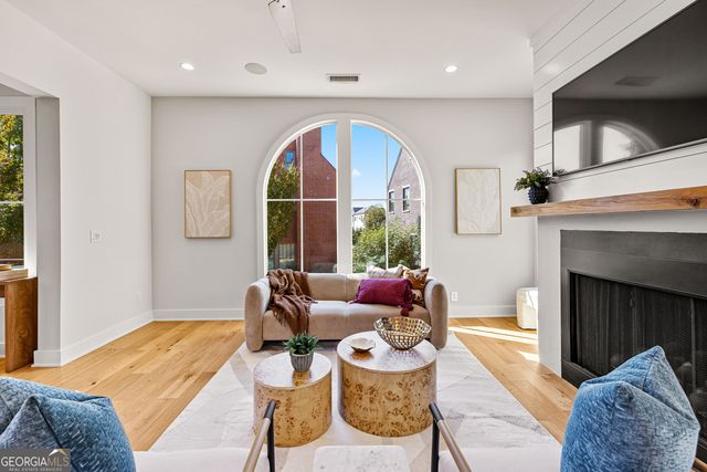 185 Central Avenue, Fayetteville, GA 30214