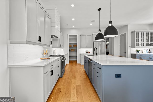 185 Central Avenue, Fayetteville, GA 30214