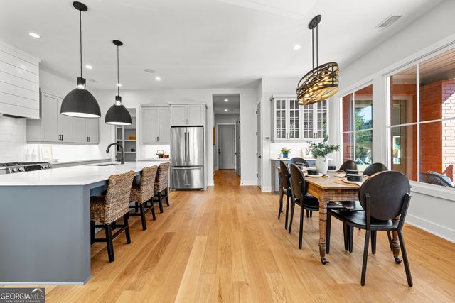 185 Central Avenue, Fayetteville, GA 30214