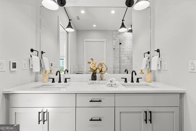 185 Central Avenue, Fayetteville, GA 30214