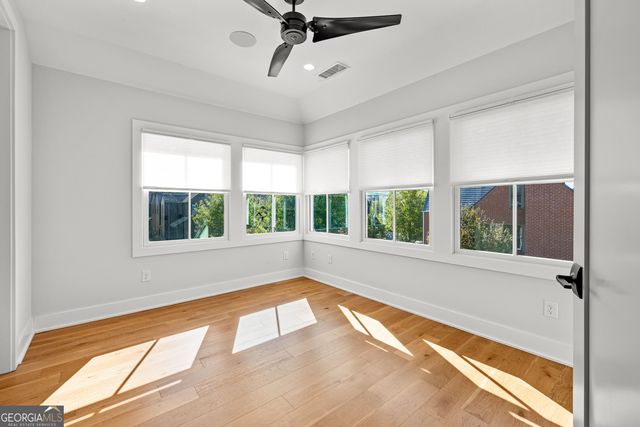 185 Central Avenue, Fayetteville, GA 30214