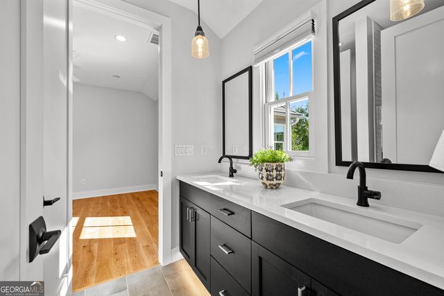 185 Central Avenue, Fayetteville, GA 30214