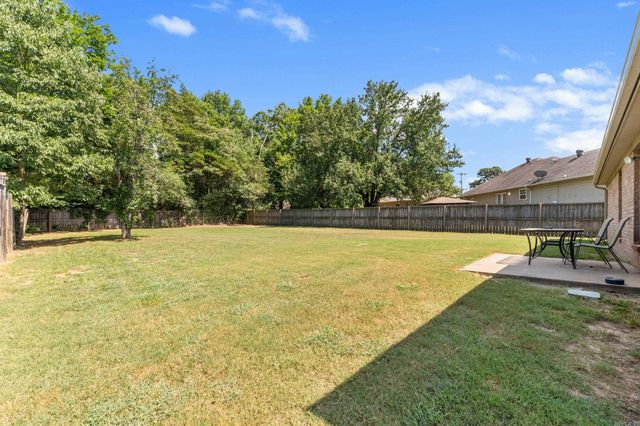 1910 Donaghey Avenue, Conway, AR 72032