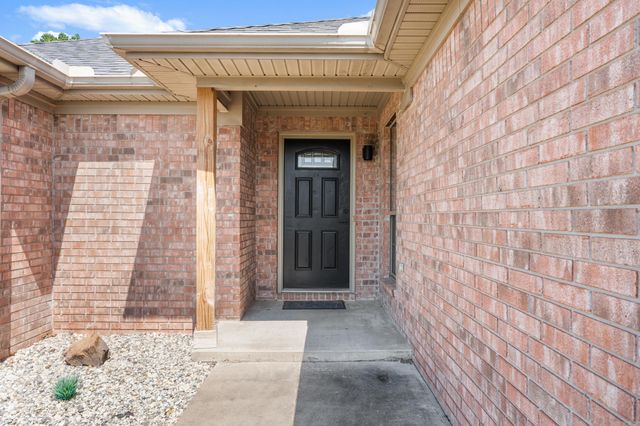 1910 Donaghey Avenue, Conway, AR 72032
