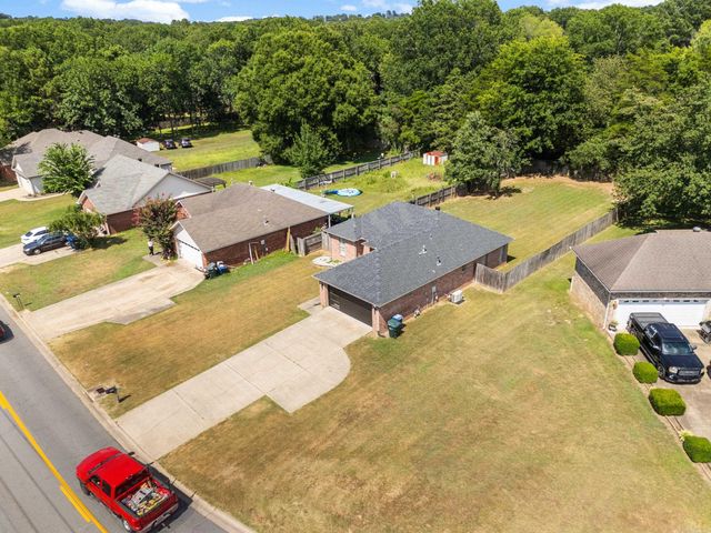 1910 Donaghey Avenue, Conway, AR 72032