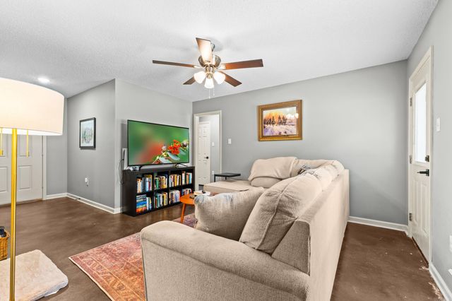 1910 Donaghey Avenue, Conway, AR 72032